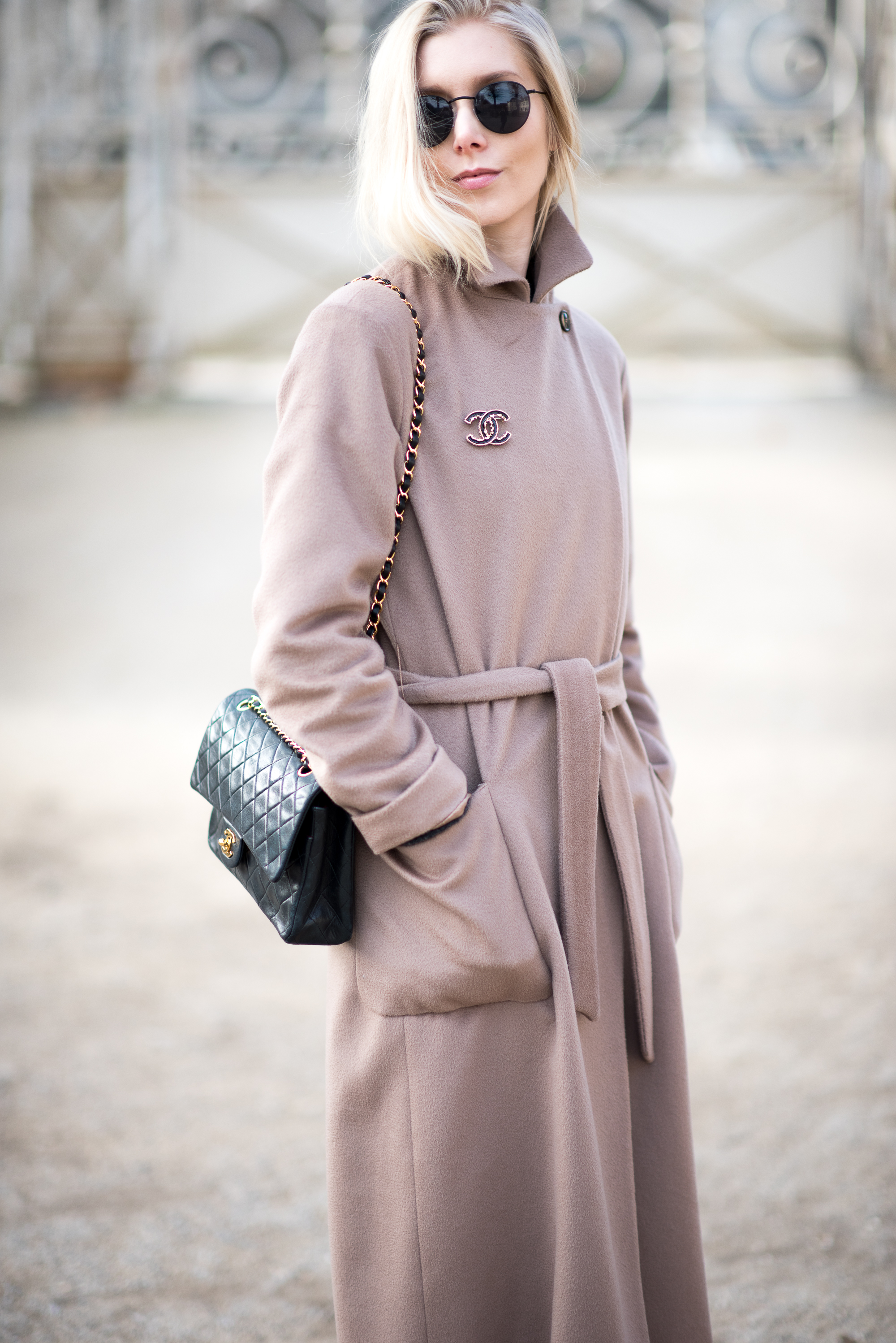 WRAPPED IN A CAMEL COAT – STYLE PLAZA